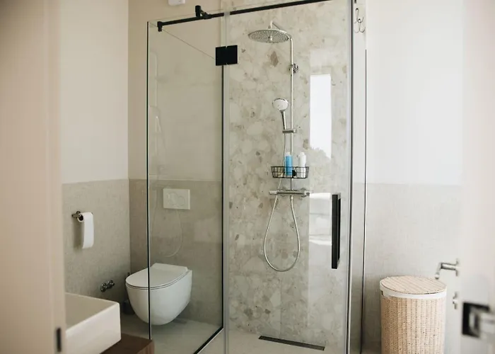 Luxury Morello 2 With Heated Pool, Gym, Sauna *