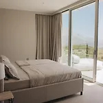 Luxury Morello 2 With Large Heated Pool & Wellness 别墅 *