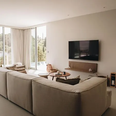 Βίλα Luxury Morello 2 With Heated Pool, Gym, Sauna