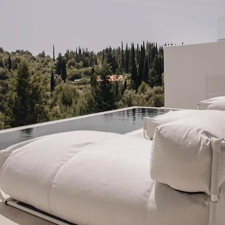 Luxury Morello 2 With Heated Pool, Gym, Sauna Villa