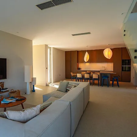 Villa Luxury Morello 2 With Large Heated Pool & Wellness