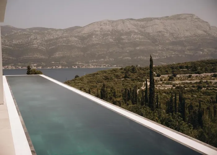 Luxury Morello 2 With Heated Pool, Gym, Sauna Villa *