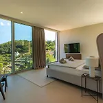 Luxury Morello 2 With Large Heated Pool & Wellness