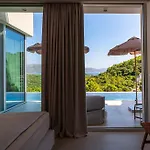 Βίλα Luxury Morello 2 With Large Heated Pool & Wellness Κόρτσουλα