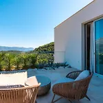 Βίλα Luxury Morello 2 With Large Heated Pool & Wellness *