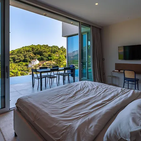 Luxury Morello 2 With Large Heated Pool & Wellness * Korčula
